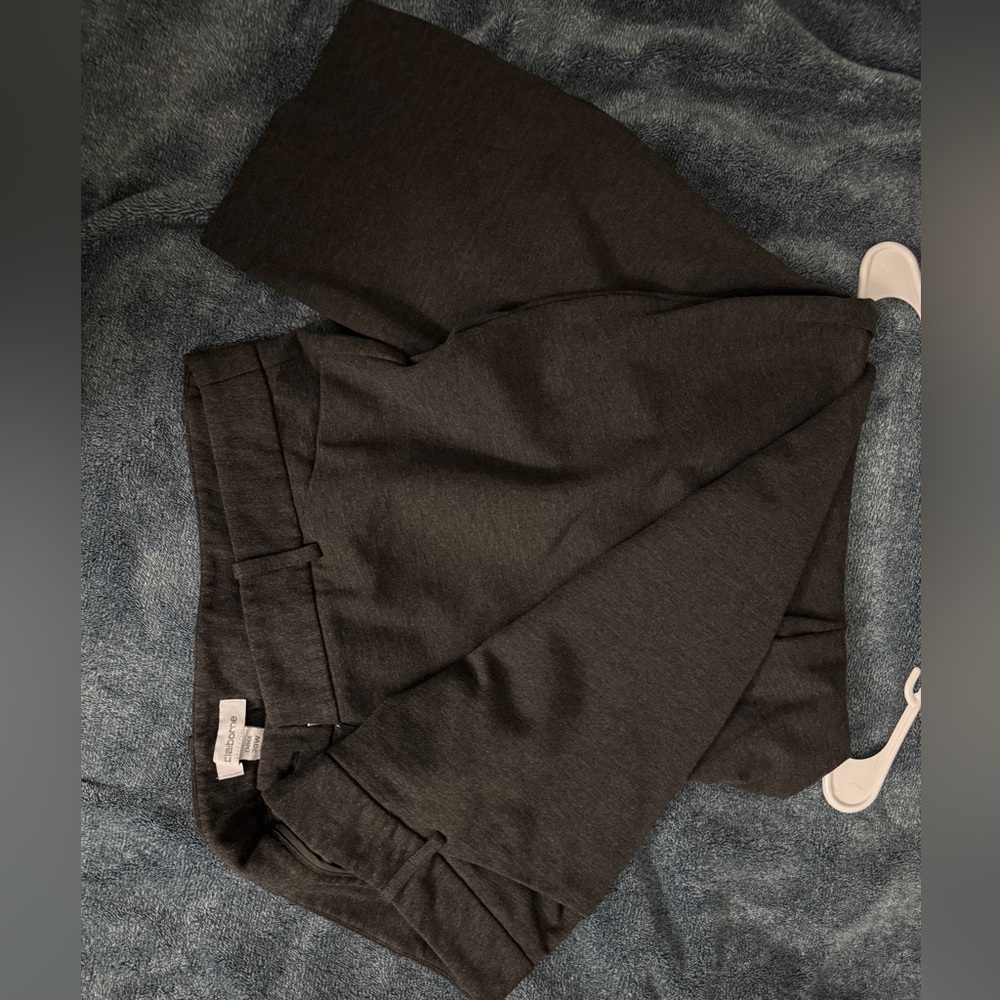 Liz Claiborne Charcoal Women's Pants   new without tag